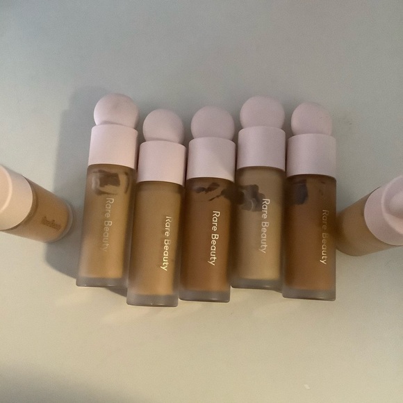 Rare Beauty Concealer - Picture 4 of 5